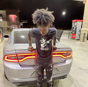 Meet your Posher, Raymond